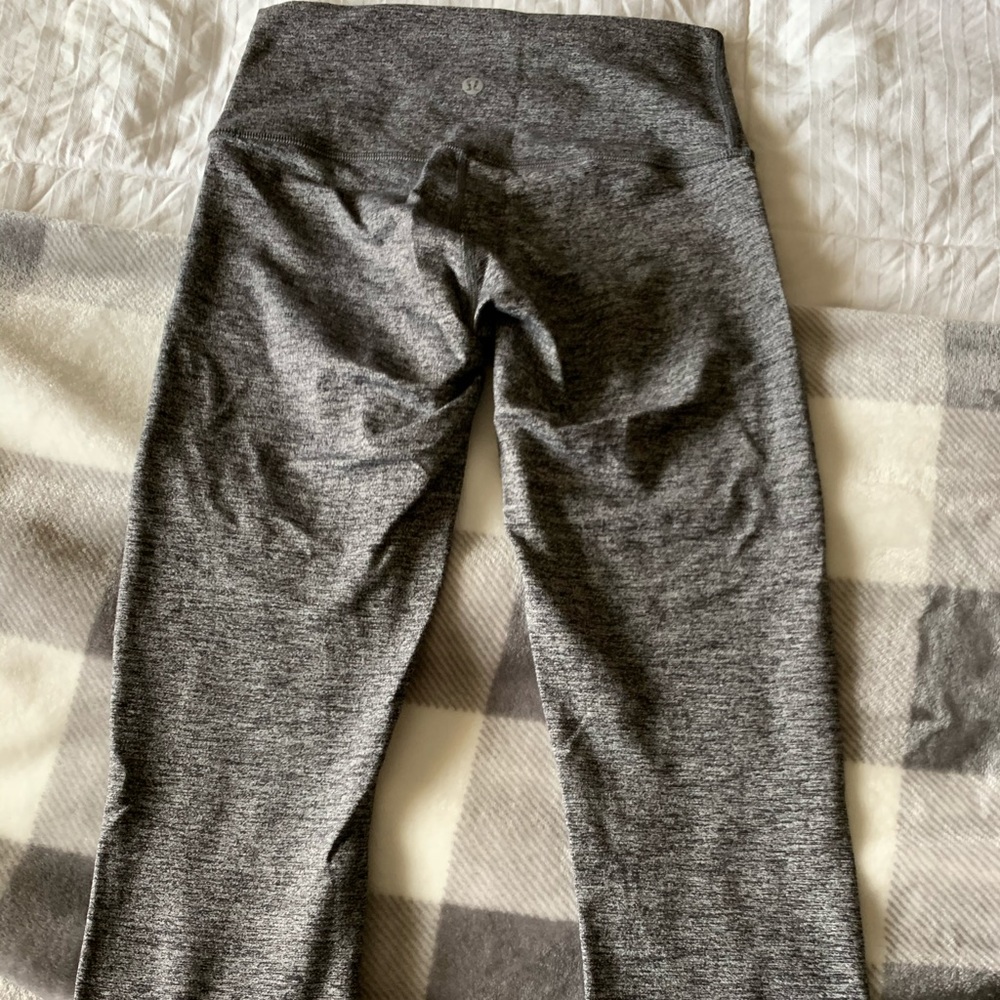Gray lululemon 21” size 6